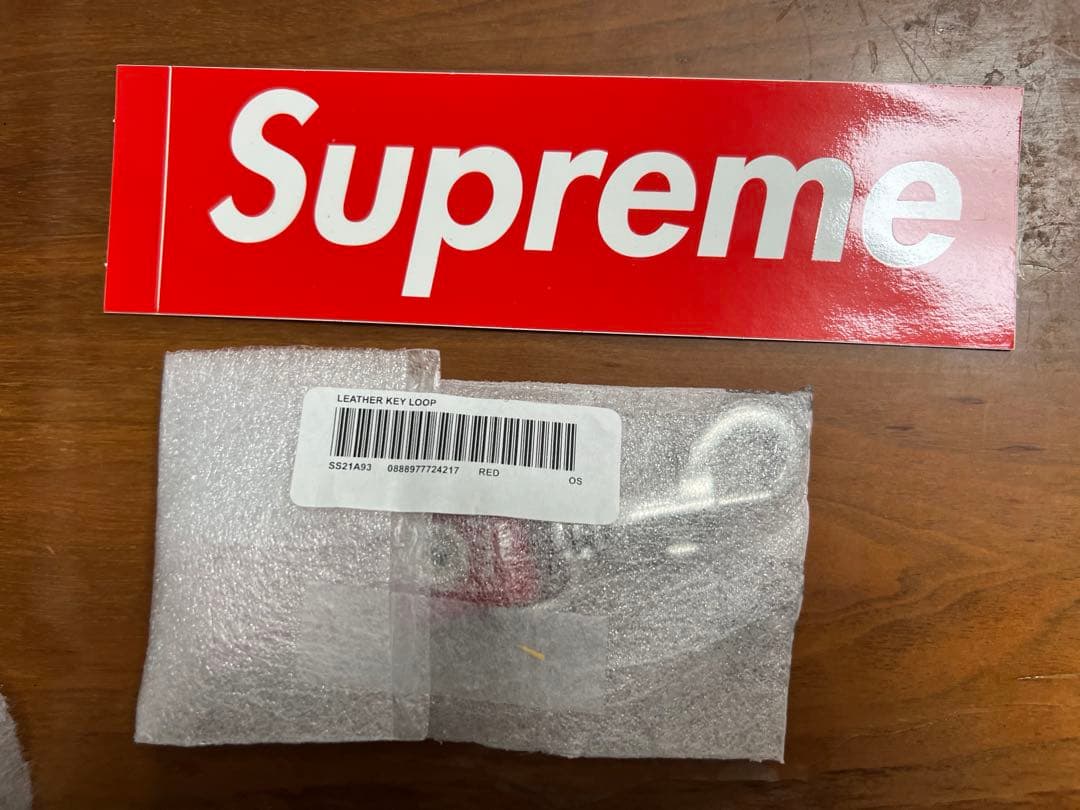 値下げ❣️新品Supreme Leather Key Loop キーホルダー 伊製