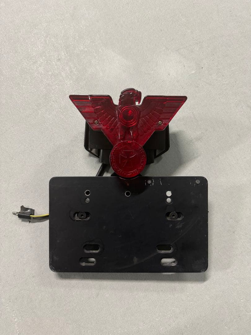 イーグル　テールランプ