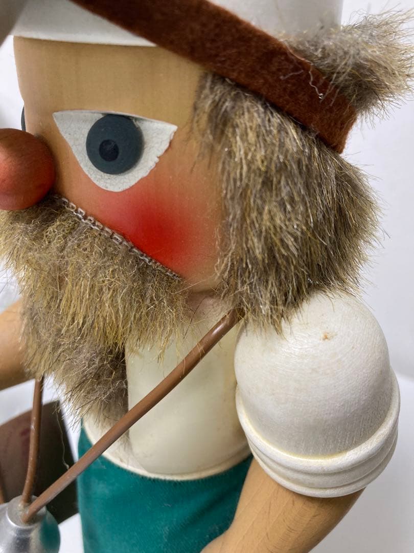 クリスチャンウルブリヒトの医者のくるみ割り人形　オルゴール付　ドイツ製