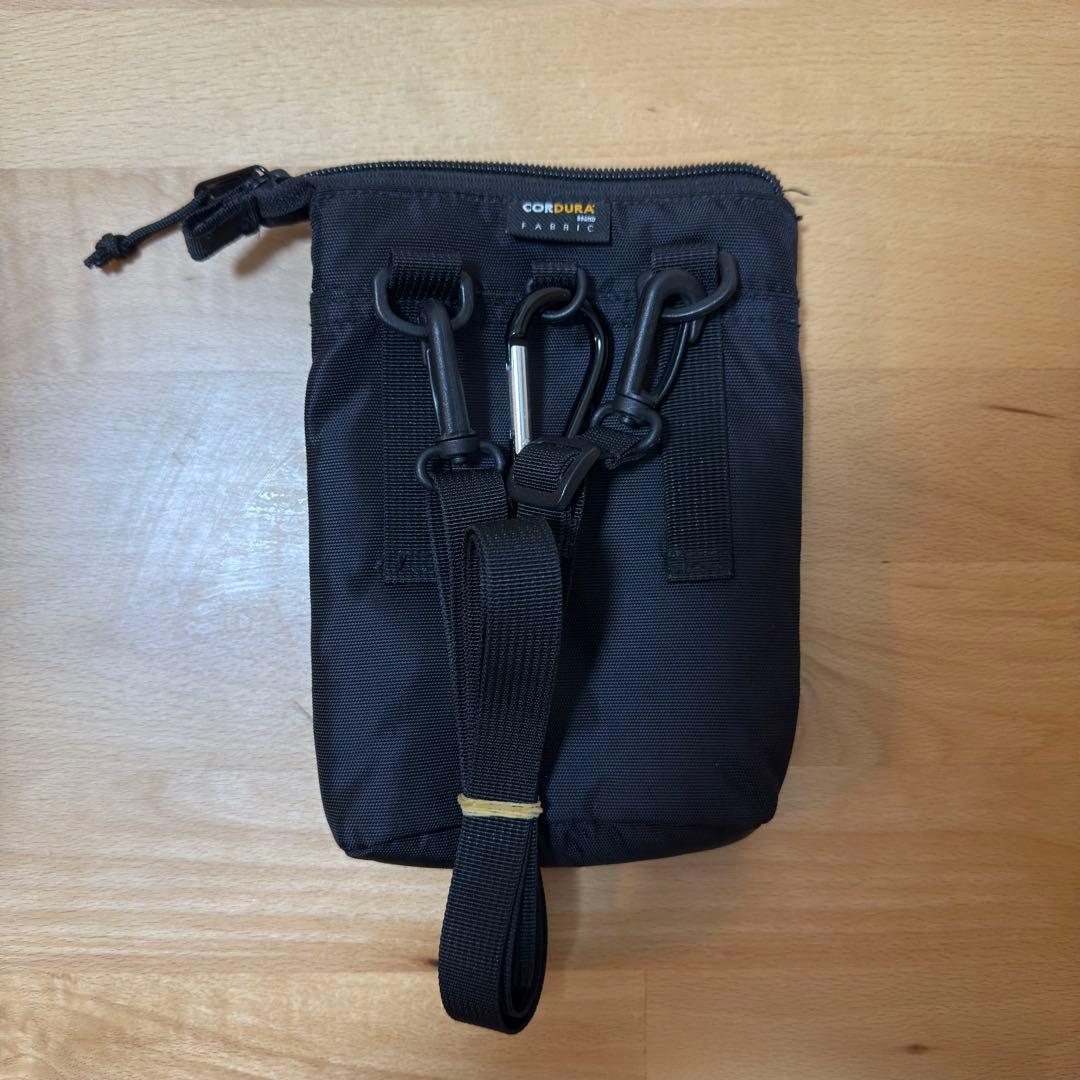 ☆ Supreme ブラック ショルダーバッグ コーデュラ