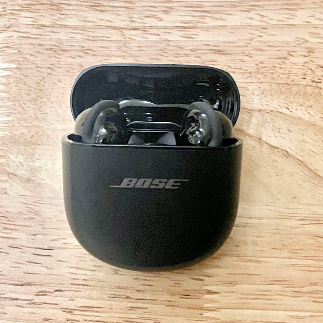 BOSE QUIETCOMFORT ULTRA EARBUDS ケース付き　美品