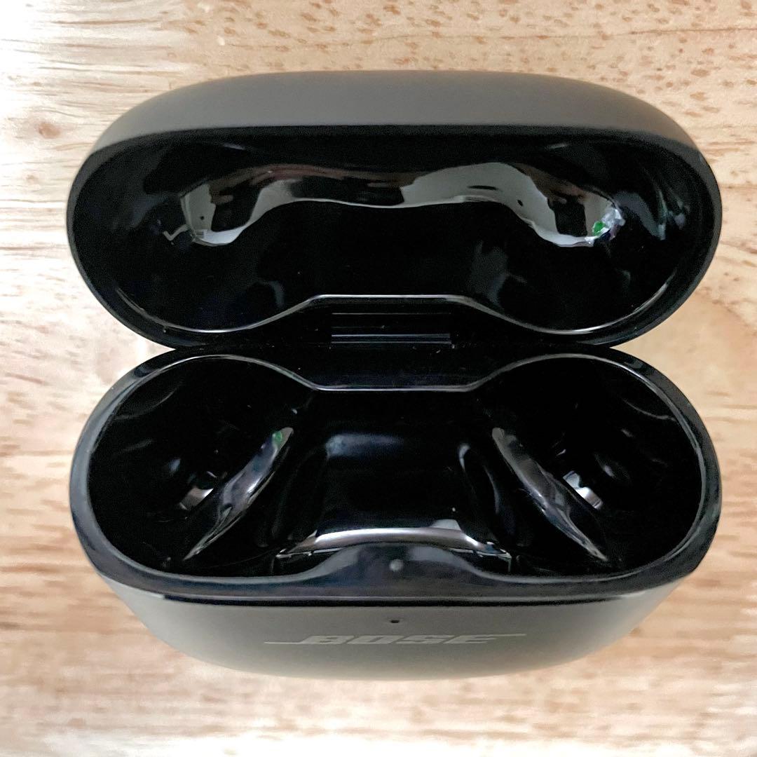 BOSE QUIETCOMFORT ULTRA EARBUDS ケース付き　美品