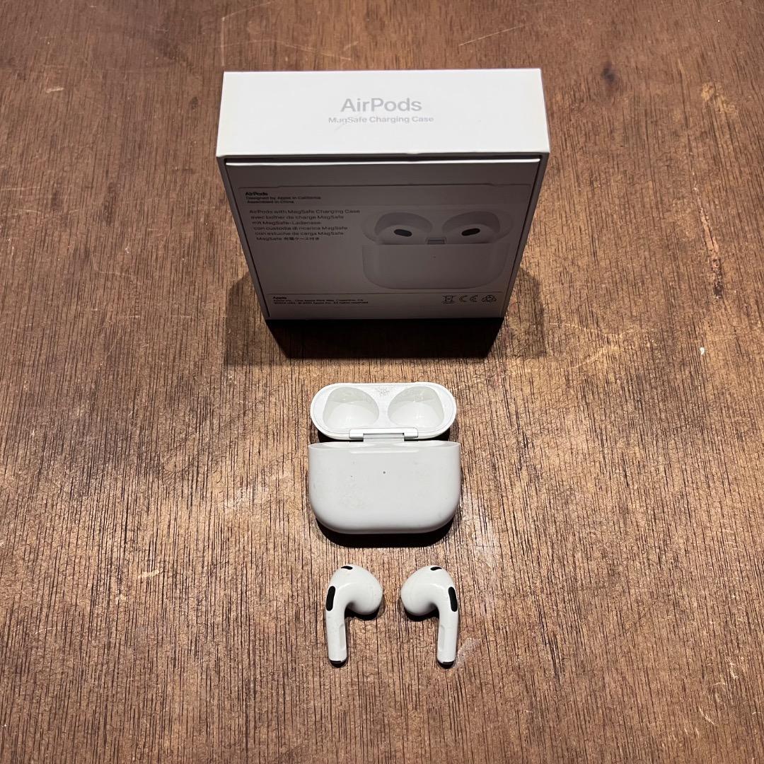 AirPods 第3世代 MagSafe充電ケース付き MME73J/A