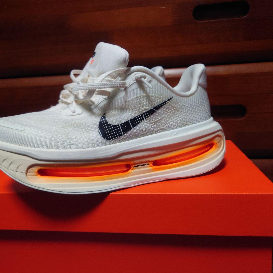 NIKE　ボメロプレミアム