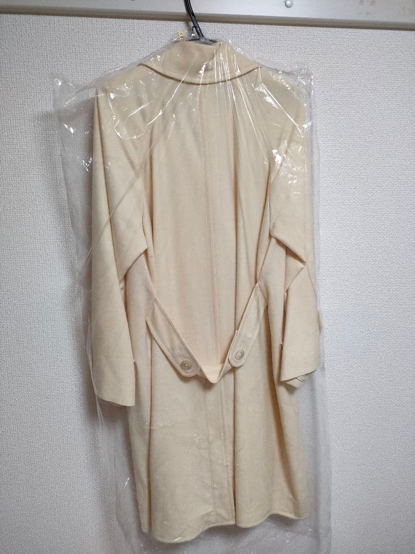 【美品】シャネル　CHANEL　クリーム色　コート