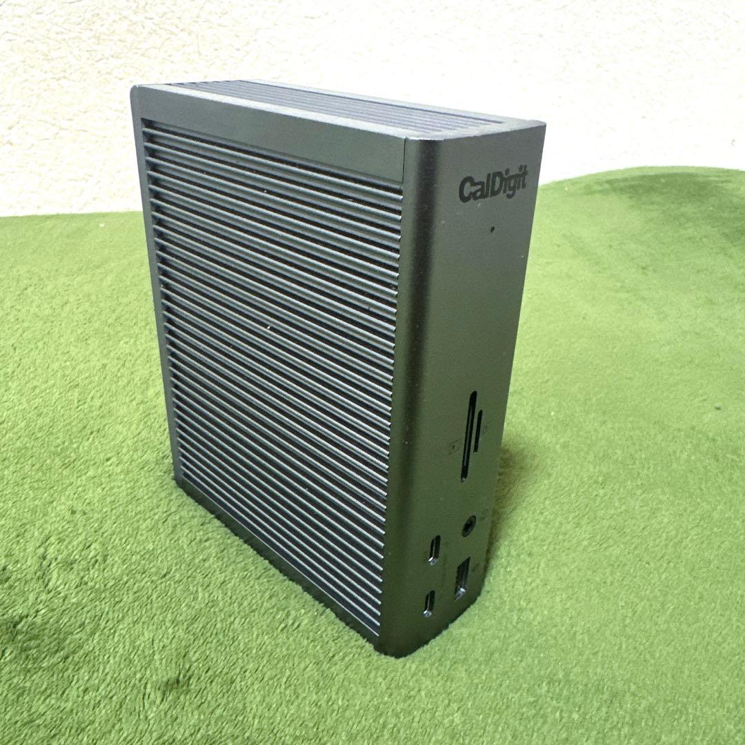 h*e様 【美品】CalDigit TS4 Thunderbolt statio