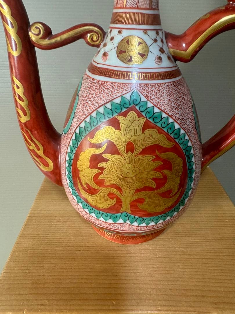 2642 九谷焼 角福　赤絵 金蘭手 仙盞瓶　酒器　時代物