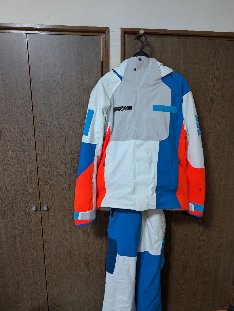 えっつん ONYONE スキーウェア上下