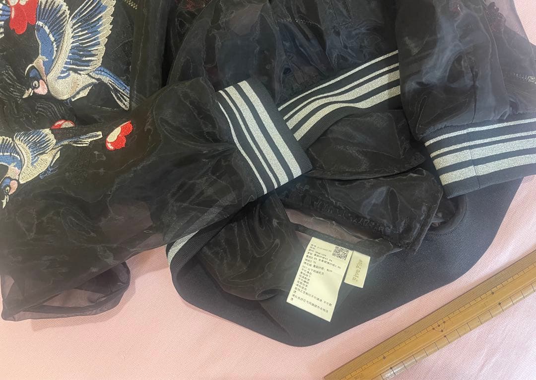 Ochirly(L)透けるスカジャンTATOO柄,春夏軽い,未使用に近い男女兼用