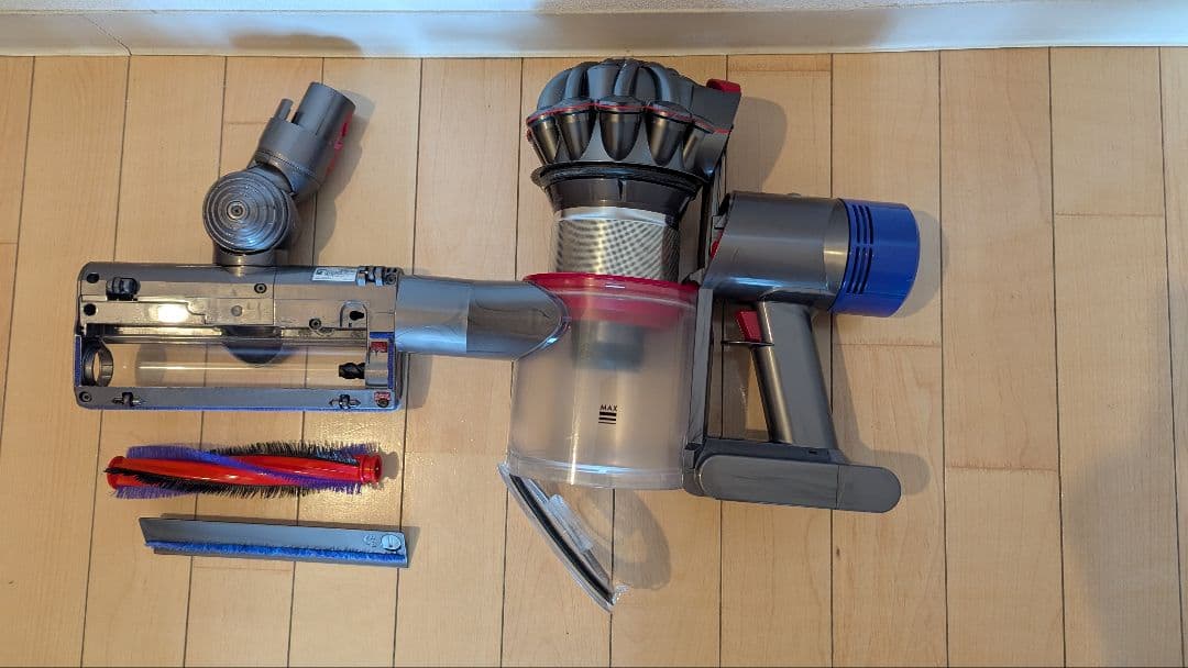 美品！バッテリー交換済み！ dyson ダイソン v7slim