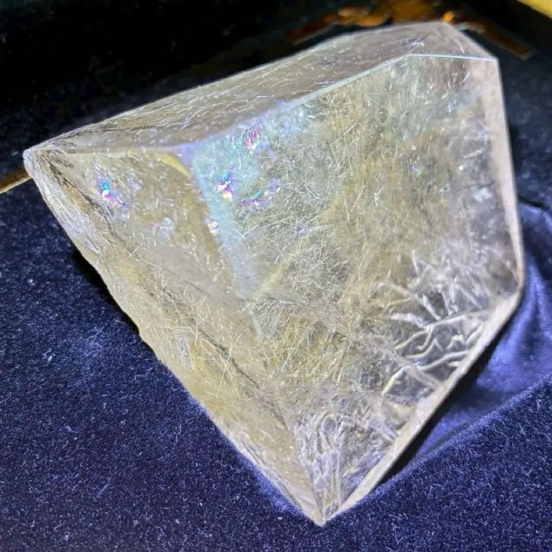 お正月SALE〜☆天然石☆ ルチルクォーツ　ヴィーナス　虹　高品質　原石　箱付き