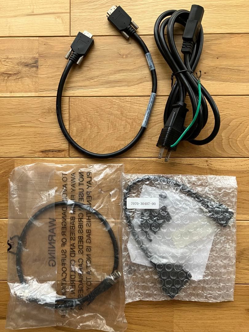 Avid HD OMNI インターフェイス(付属ケーブル同梱)