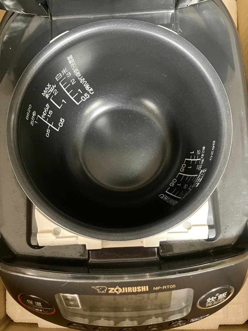 ZOJIRUSHI NP-RT05 ブラック 炊飯器