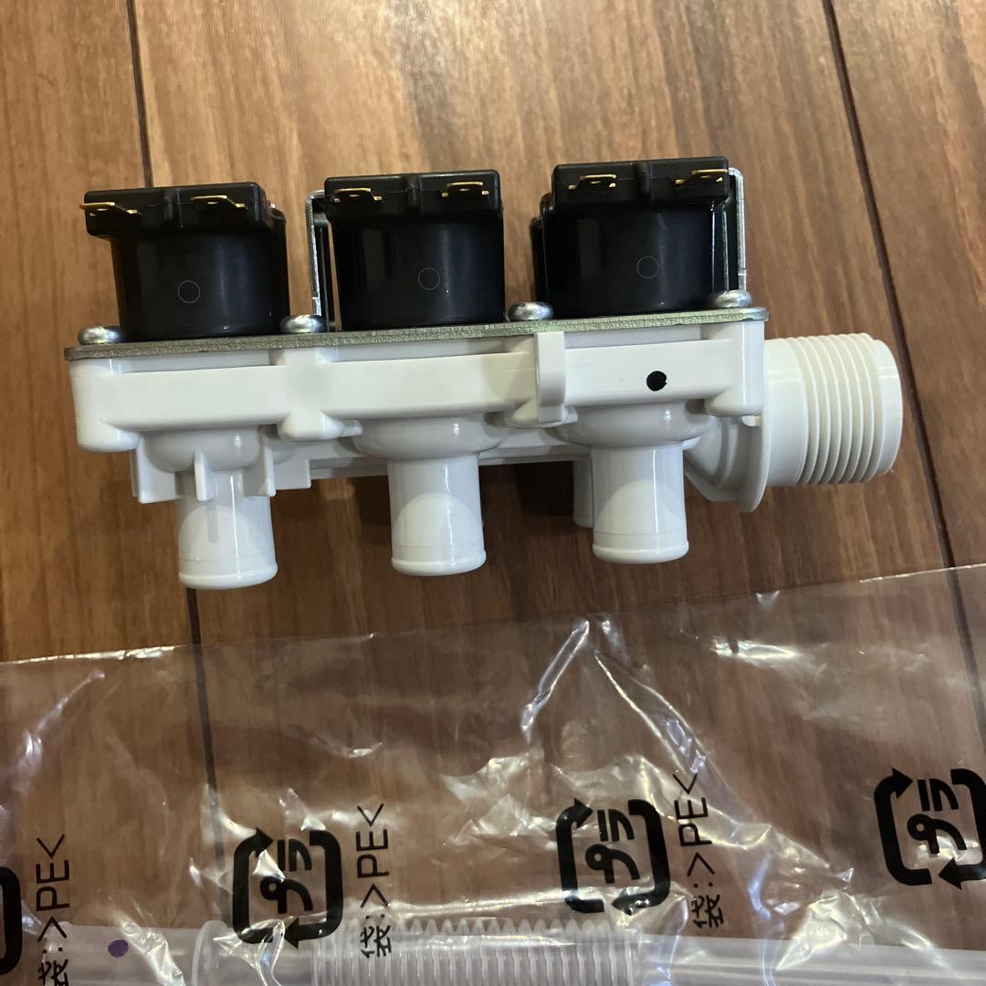 【日立】　HITACHI　洗濯機用　給水弁　BD-V9400L-021