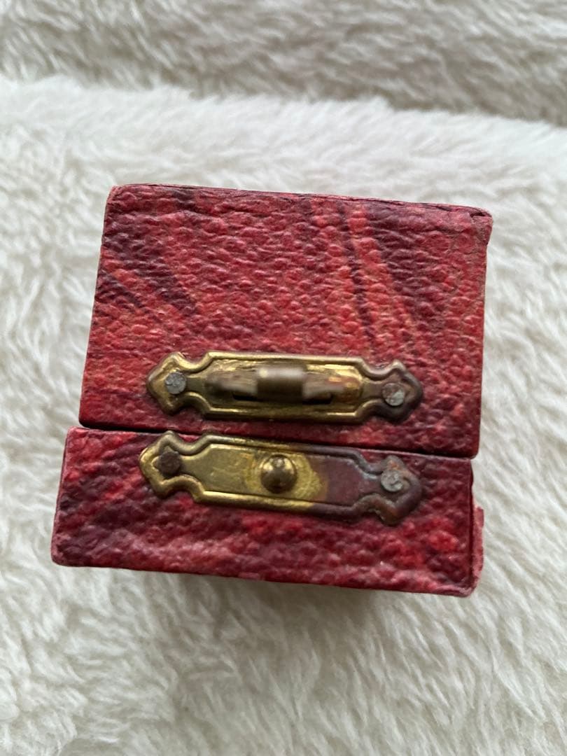 赤系紙張りヴィンテージジュエリーボックス