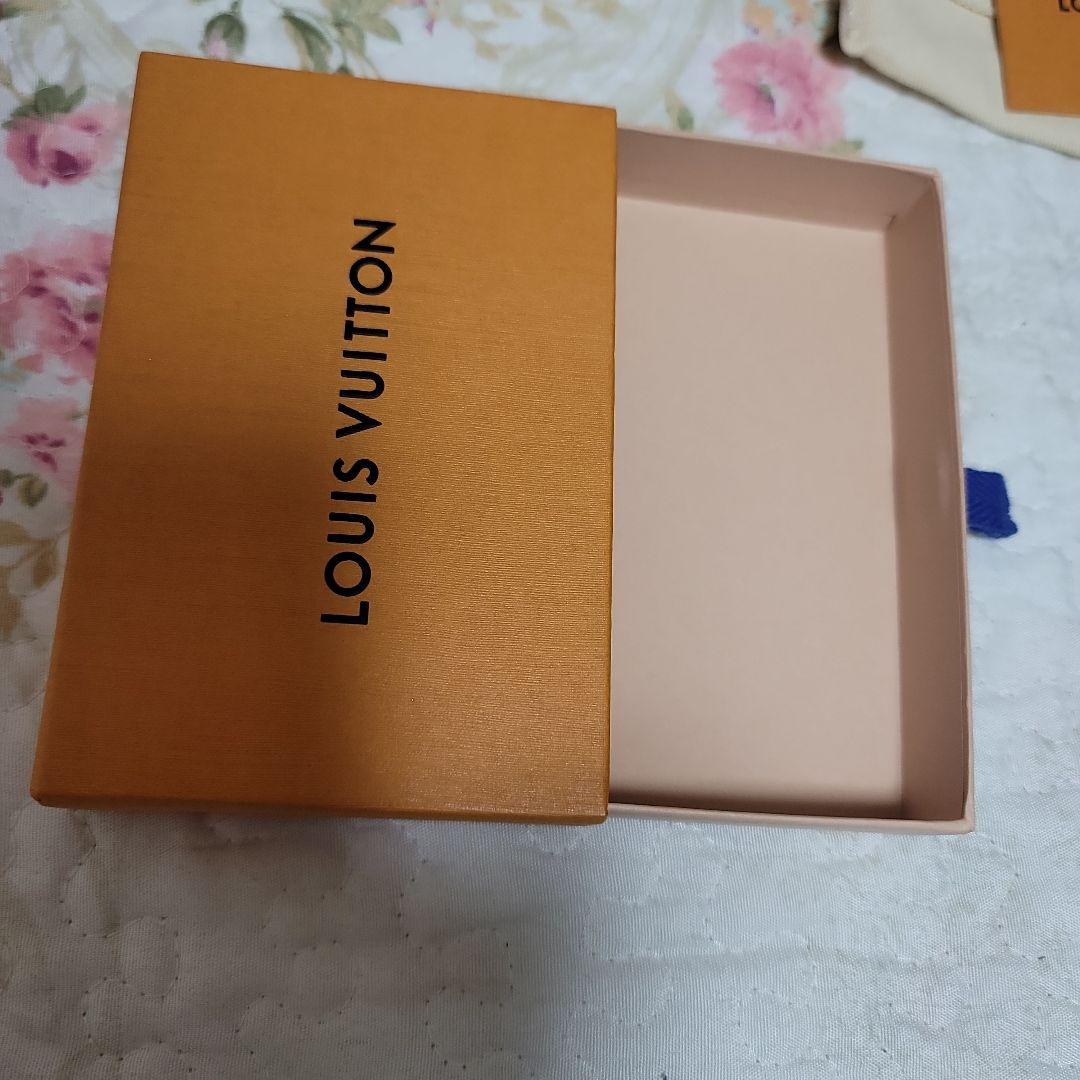 新品未使用ヴィトンモノグラムキーリング