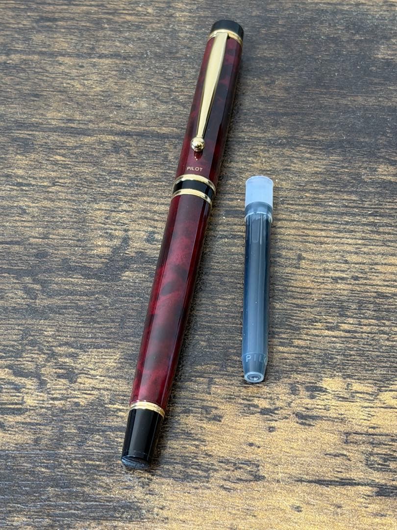 新品未使用　2008年製　初期型　グランセ　ルビーレッド　マーブル　万年筆 FM