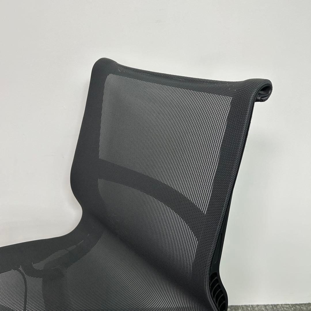 ぱぱさん　Herman millerハーマンミラーSetu（セトゥ）チェア