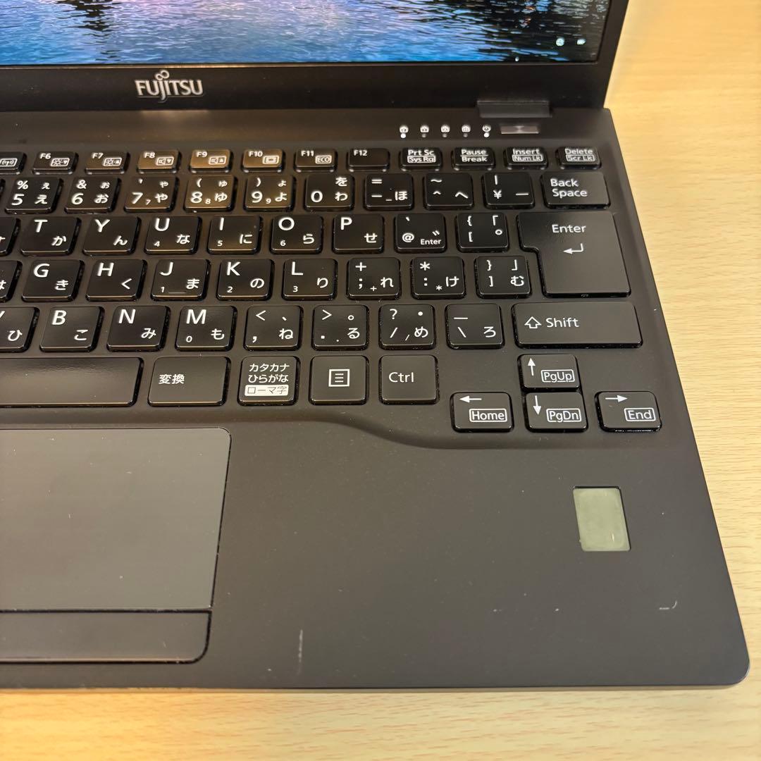 富士通 LIFEBOOK U9311/F 超軽量738g i5 Office