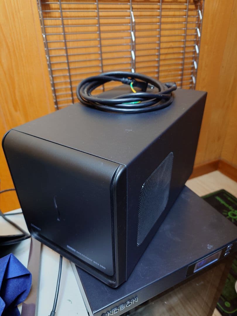 外付eGPU (Sonnet Breakaway Box550+RX580)