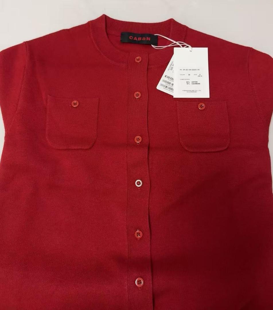 未使用品、CABaNコットンカシミヤ クルーネックカーディガン　レッドS