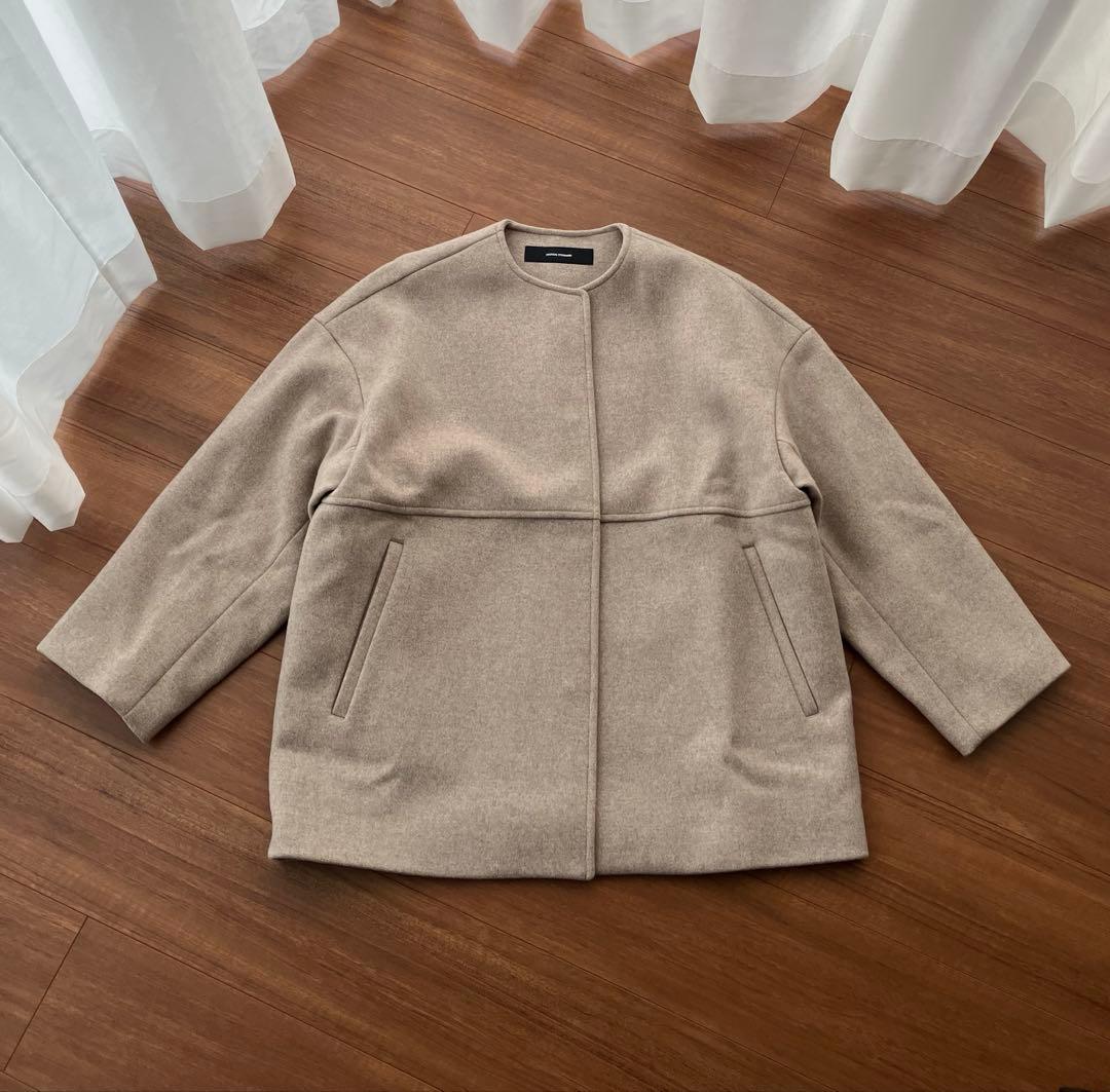 ジャーナルスタンダード　スーパー140ビーバーノーカラーショートコート