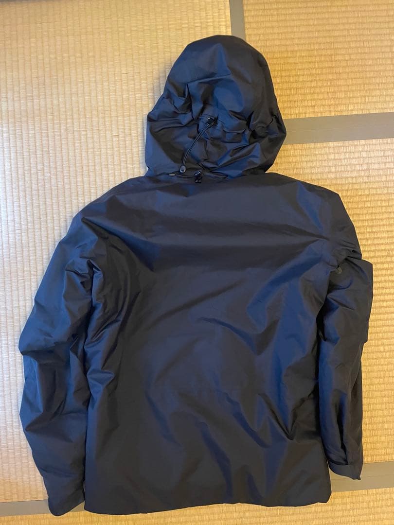 アークテリクス　ベータインサレーテッドジャケット ブラック　M