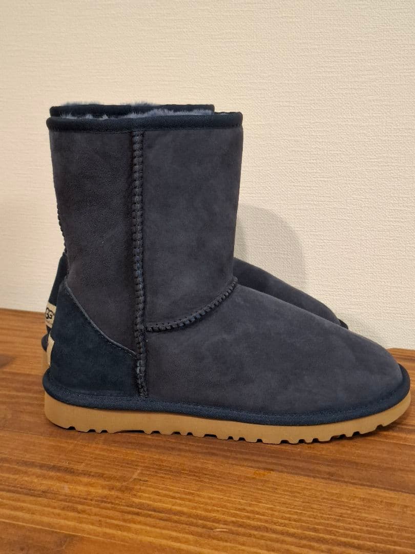UGG ムートンブーツ 24cm ネイビー 試着のみ 未使用級