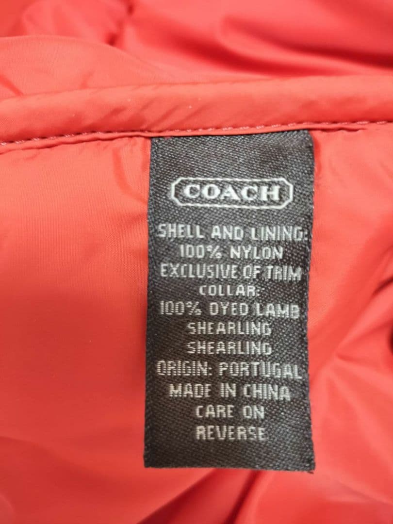 【最終価格】コーチ　ダウンジャケット　オレンジ