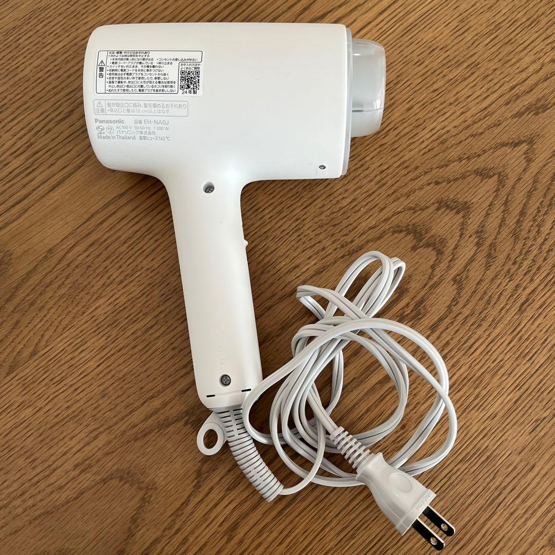 Panasonic ナノケア ドライヤー ホワイト