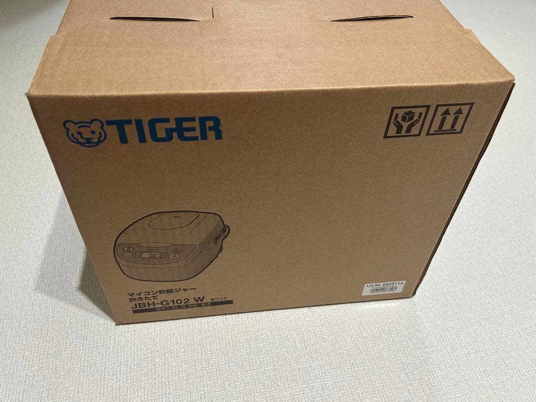 タイガー TIGER マイコン炊飯器 炊きたて 5.5合炊き ホワイト