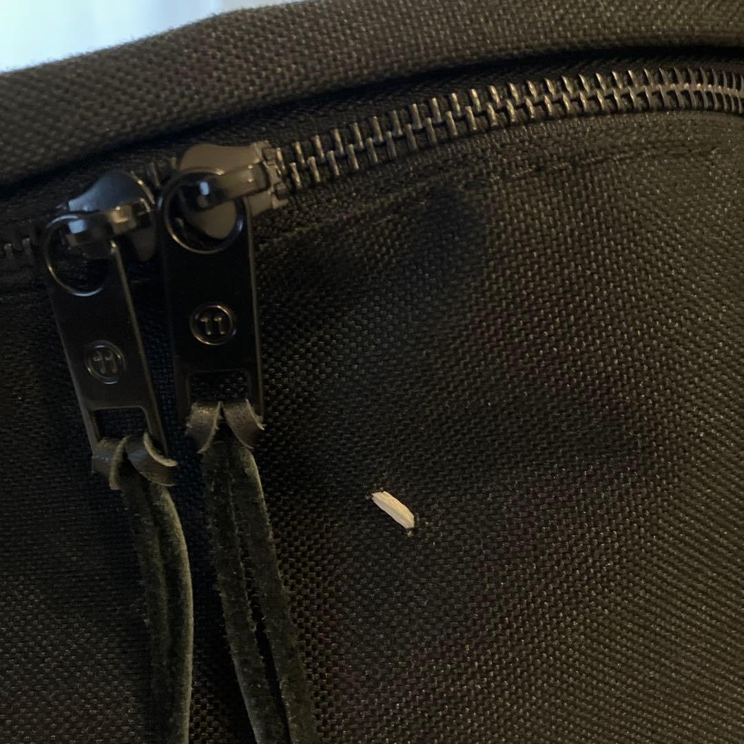 メゾンマルジェラ　ボディーバッグ