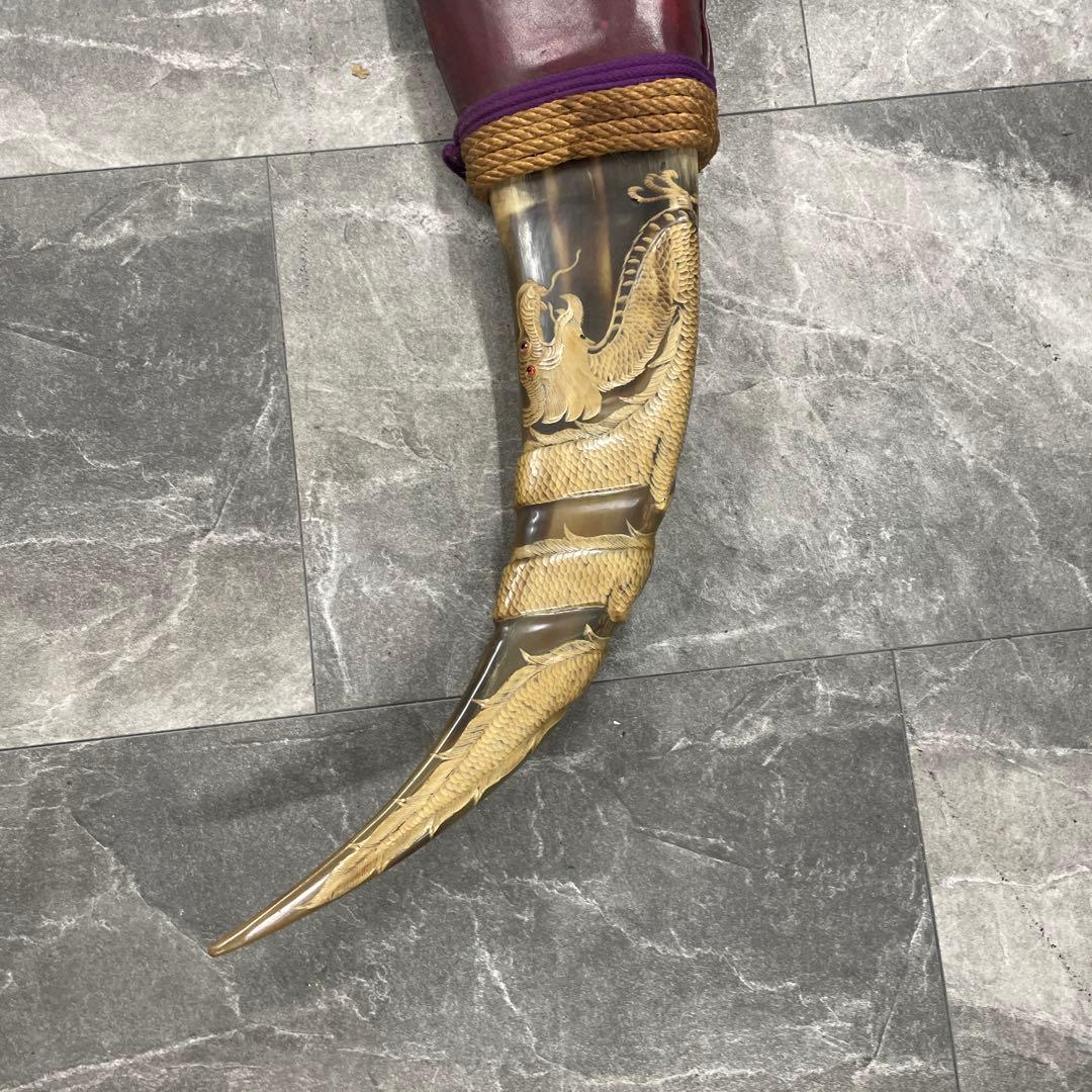 水牛の角　龍の彫刻　オシャレな彫り　インテリア　置物　希少　レア　限定価格　強者