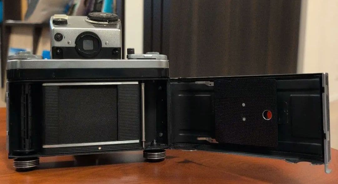 PENTACON six TL 中判カメラ 80mm/F2.8付き