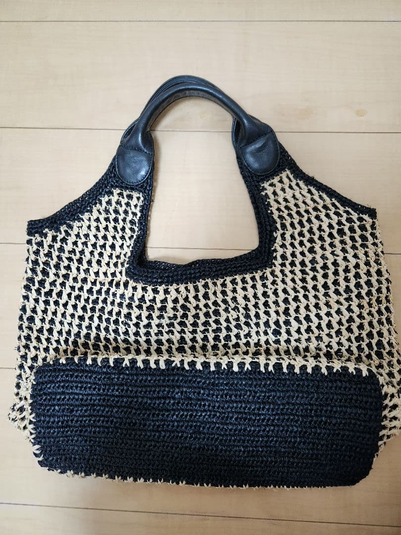 ヘレンカミンスキー ラフィア カゴバッグ レザーハンドル