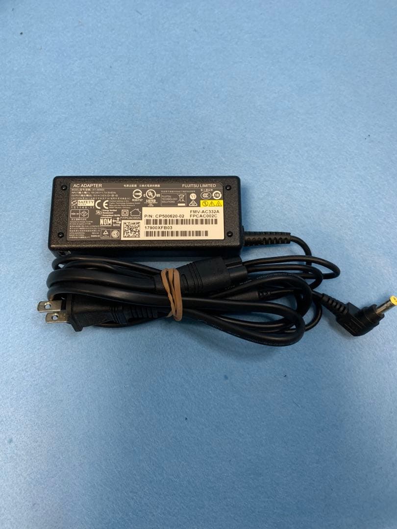 富士通/7th i3/Win11Pro/Office2021/新SSD/8GB㉒