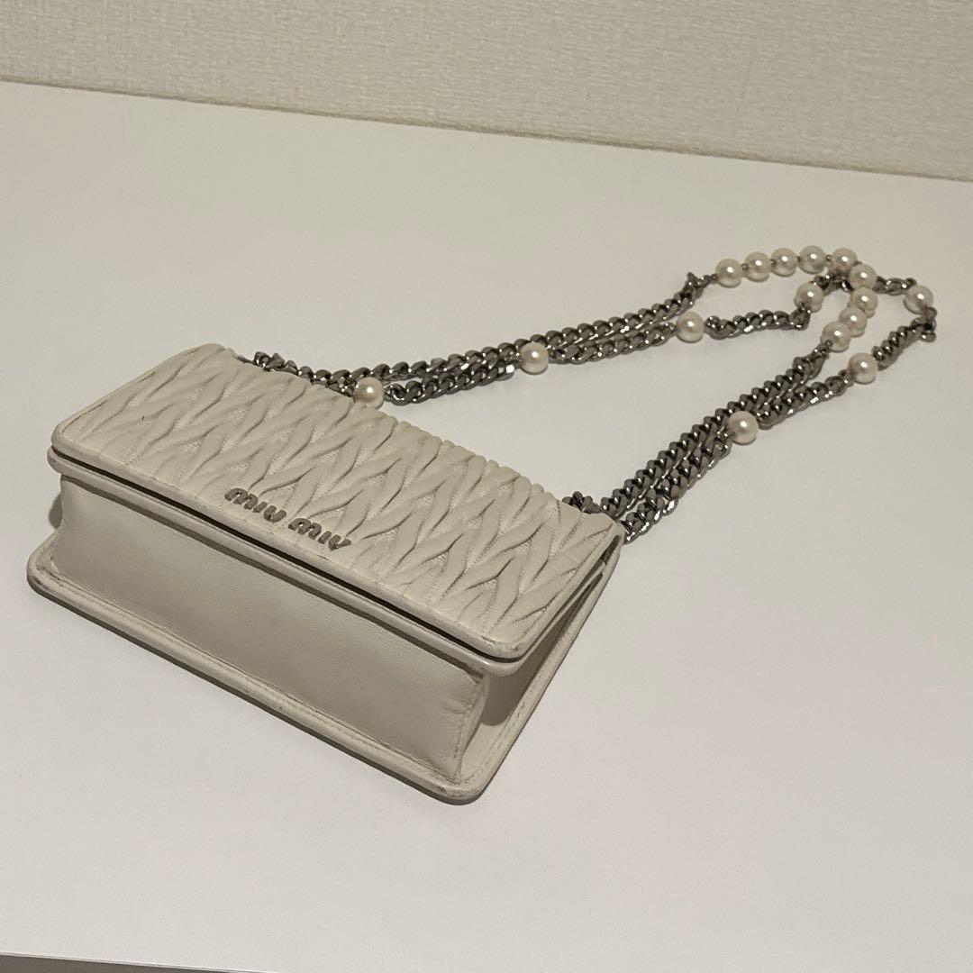 ミュウミュウ マテラッセレザー バッグ