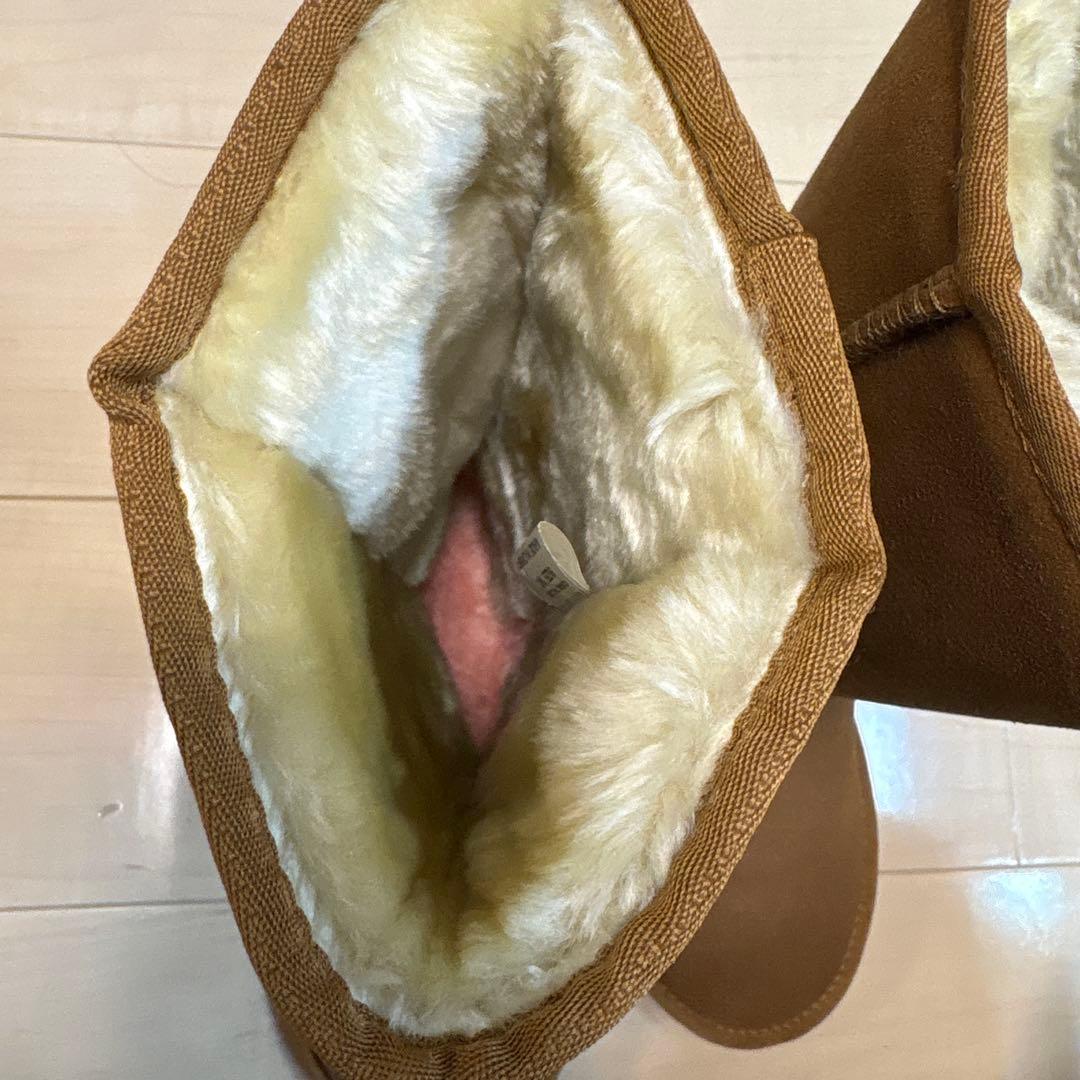 UGG ムートンブーツ ブラウン　中底ピンクバージョン