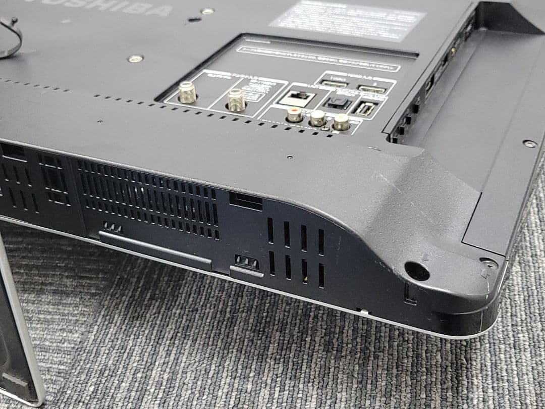 TOSHIBA 液晶カラーテレビ 32J7 2013年製 32V型