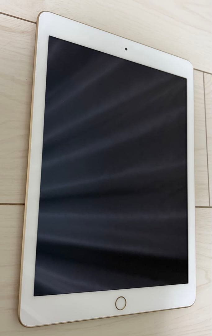 極美品 修理歴無【動作確認・初期化済】iPad 第5世代 128GB A1822