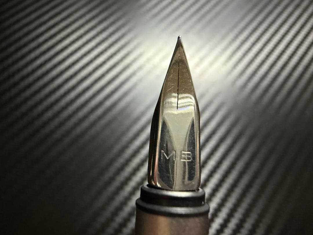 未使用に近い モンブラン ノブレス ステンレス エボナイト芯 EF 極細 万年筆