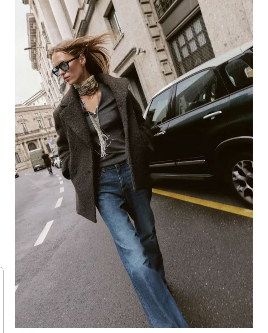 【大人気】ZARA ブークレダブルブレストミディ丈コート （L）