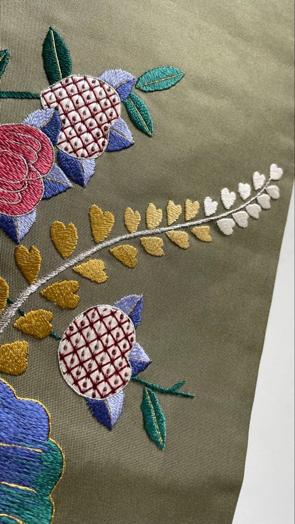 【美品】刺繍の美しい塩瀬の名古屋帯 桐 菊 オリーブグリーン 金銀糸 長尺