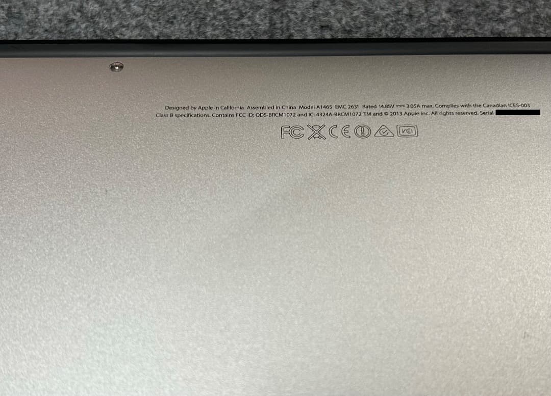 MacBook Air i7 8Gb 11インチ 新品1TbSSD 優良品ラスト