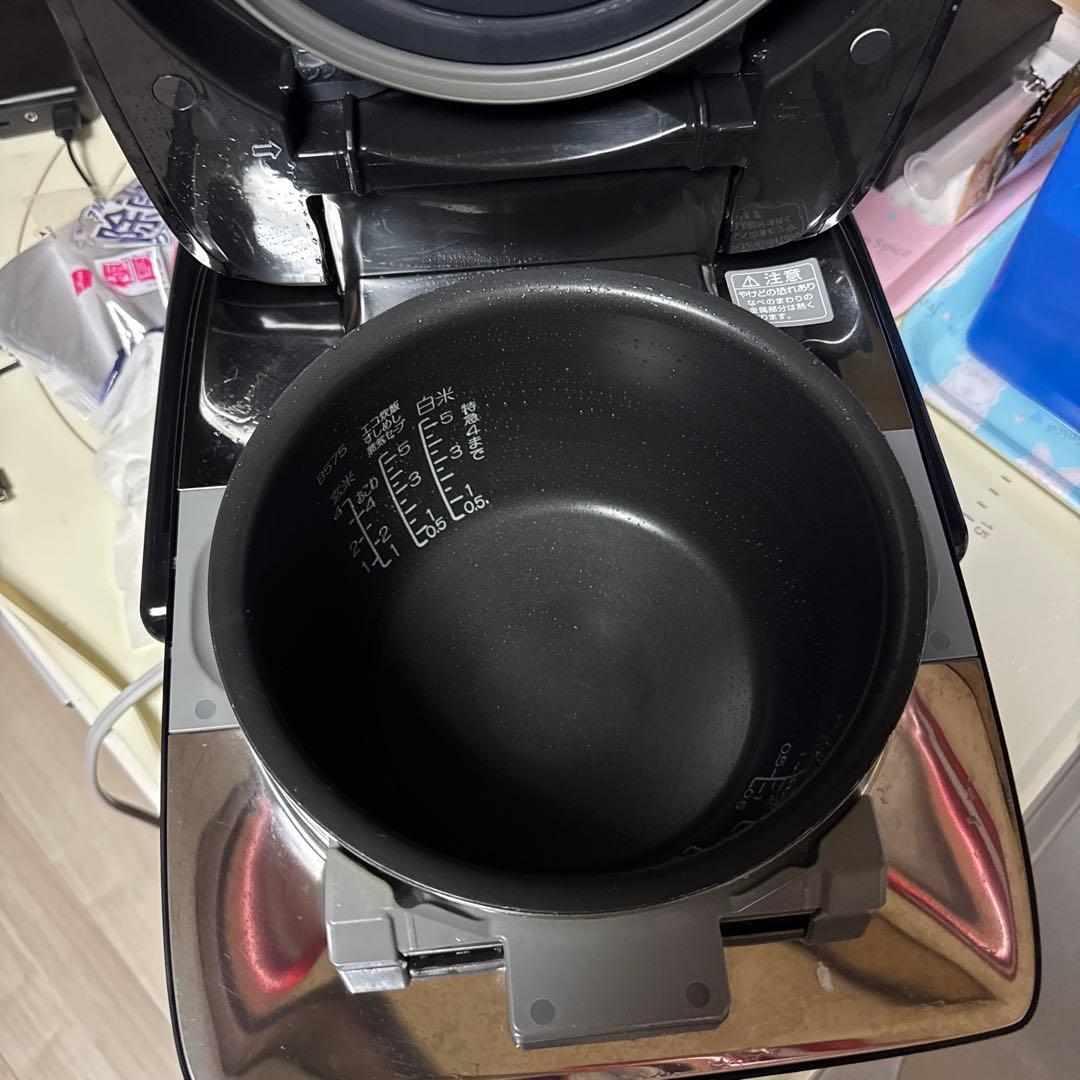 デジタル炊飯器 黒