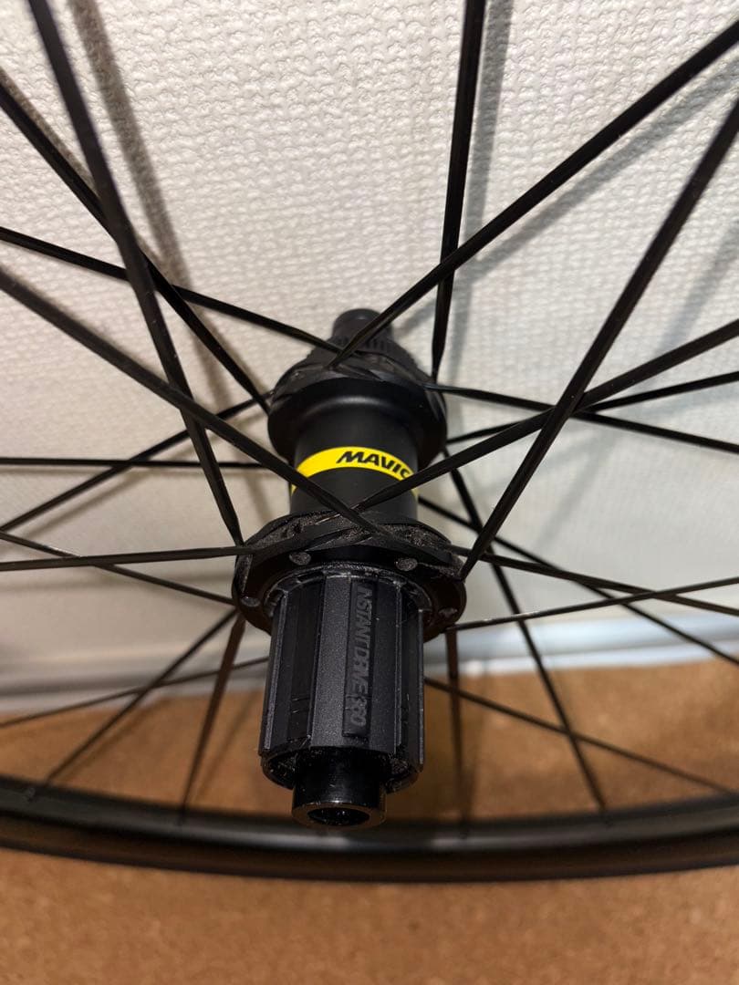 C*E様 Mavic cosmic SLR 32 disc ホイルバック付属