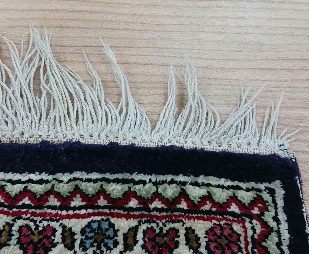 専用 Y3177-1 高級ペルシャ絨毯 クム産 手織90万ノット 130×89㎝