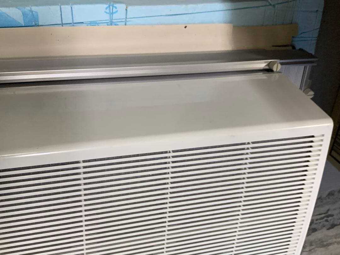 未使用品　コロナルームエアコン CWH-A1819