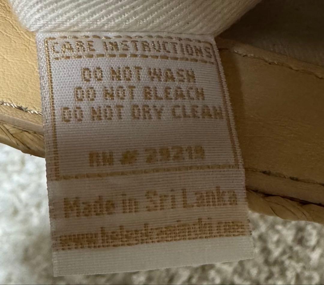 未使用　HELEN KAMINSKI ストロー ショルダーバッグ