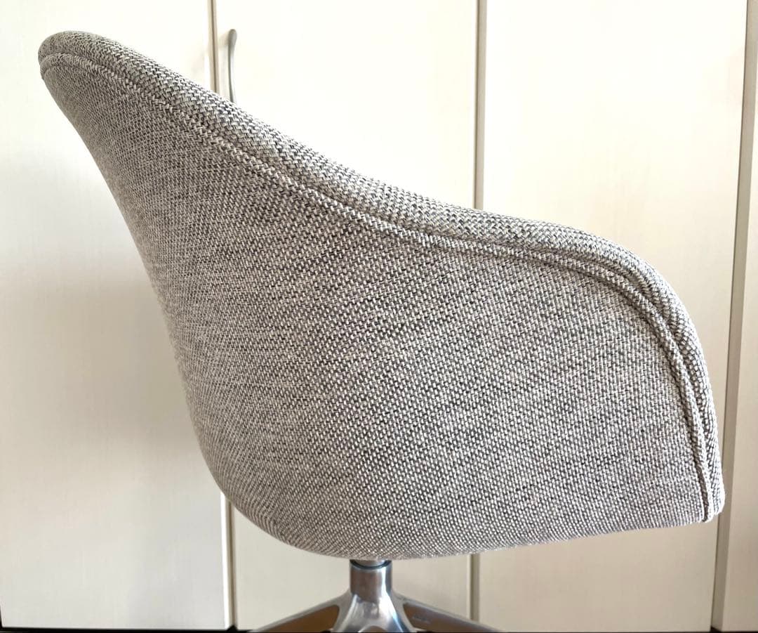 ［BoConcept］ADELAIDE /ライトグレーファブリック・キャスター付